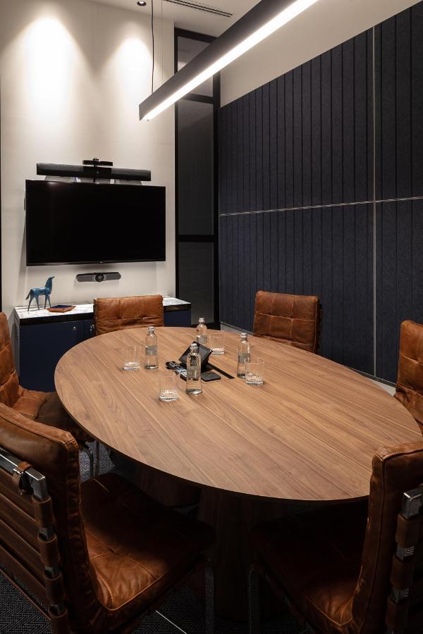 Next Hotel Melbourne, Curio Collection By Hilton Екстер'єр фото A meeting room at the headquarters of the International Telecommunication Union
